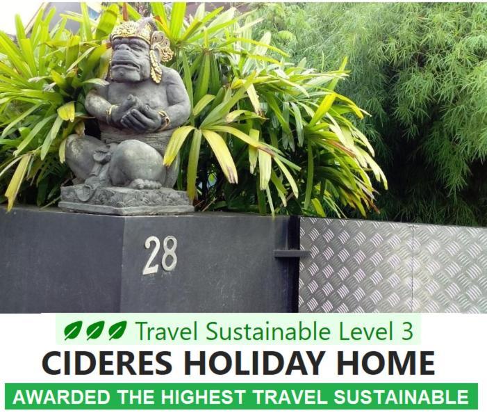 Cideres Holiday Home Majalengka Exterior photo